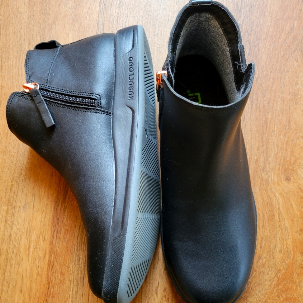 Kuru women's boot size 8 medium